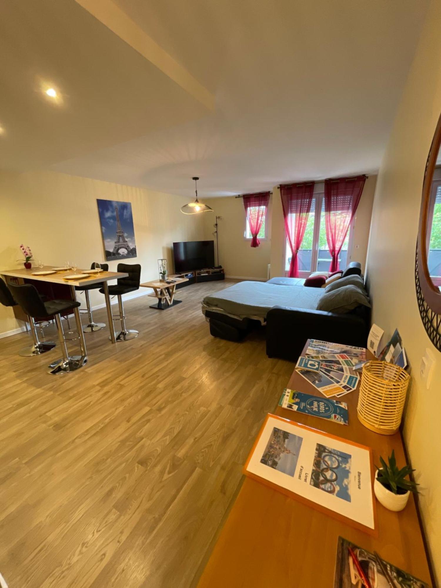 Paris Disneyland Centre-ville, Parking, Au Coeur De L'aviron Apartment